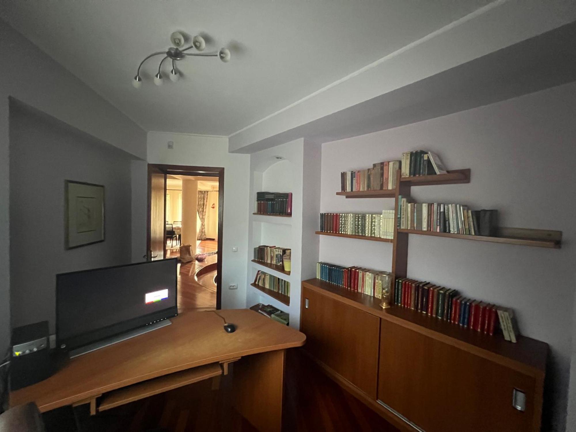 Wine Cellar Villa With Beautiful Garden In Sinaia - Busteni Poiana Tapului Екстериор снимка