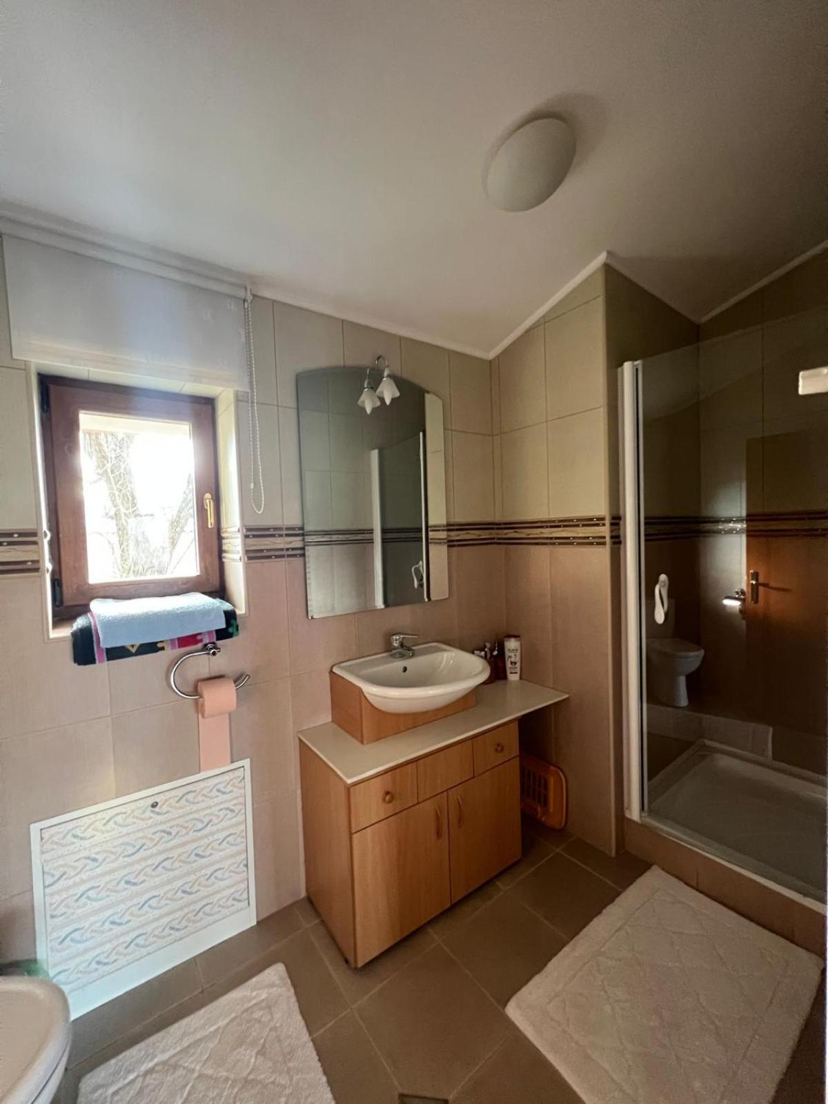 Wine Cellar Villa With Beautiful Garden In Sinaia - Busteni Poiana Tapului Екстериор снимка