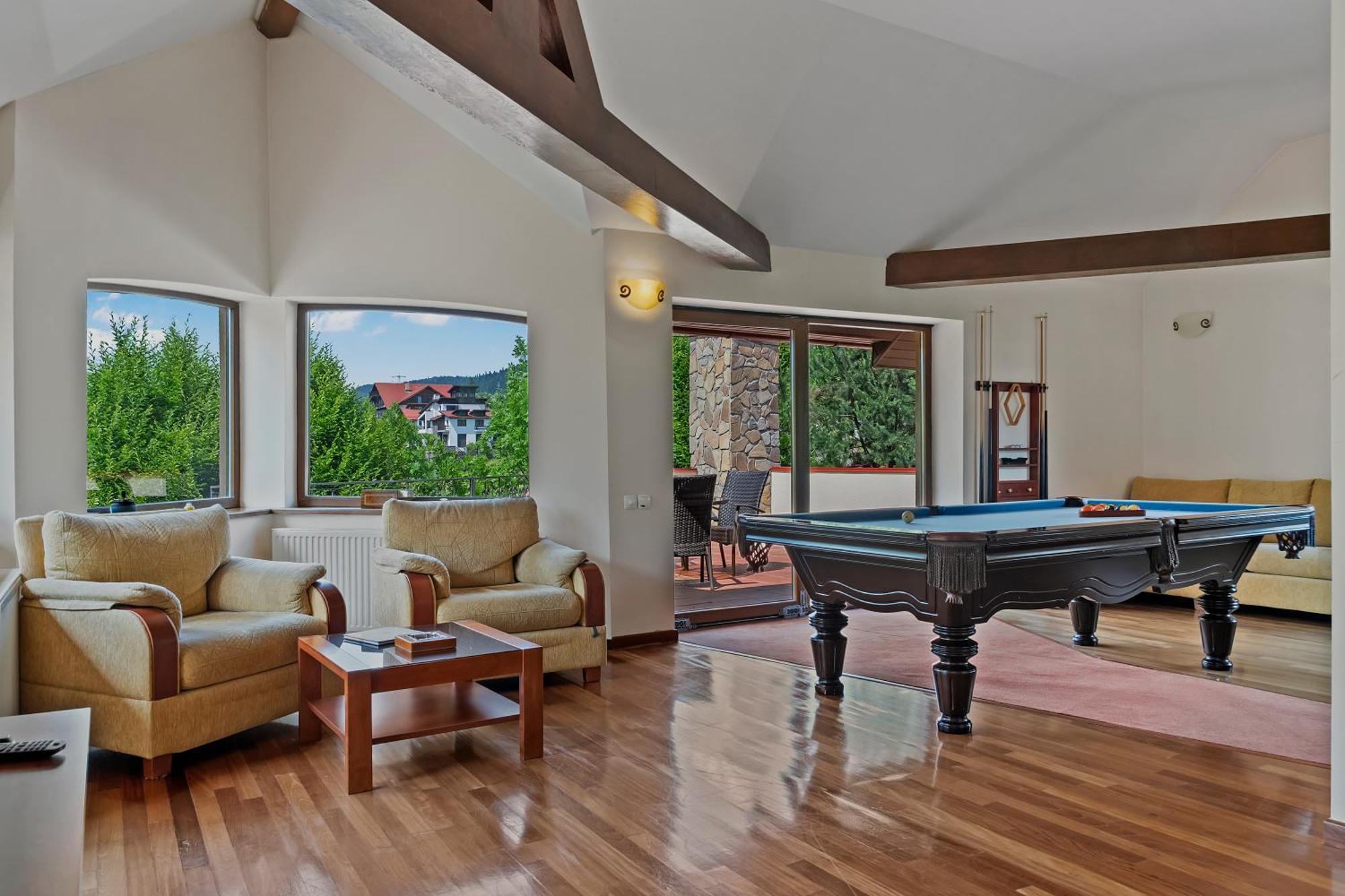 Wine Cellar Villa With Beautiful Garden In Sinaia - Busteni Poiana Tapului Екстериор снимка